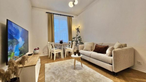 Przestronny Apartament 53 m2 w Centrum, ul Widok 22, Warszawa, free parking